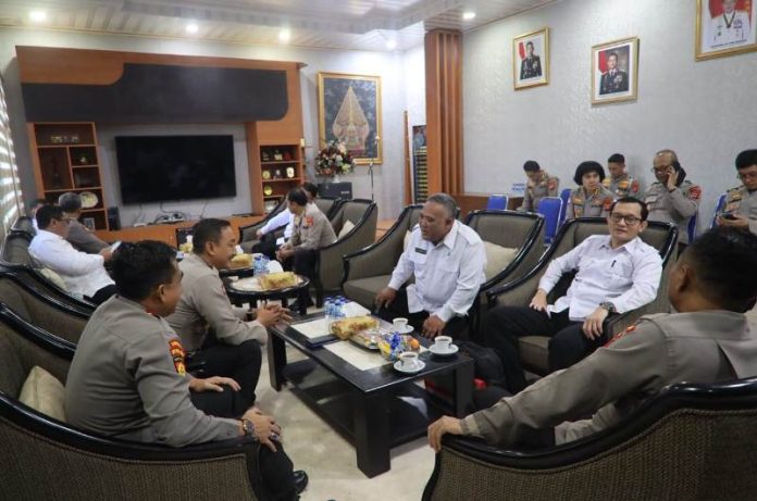 itwasum polri_kuknker_ke Polda banten_koranpelita.co