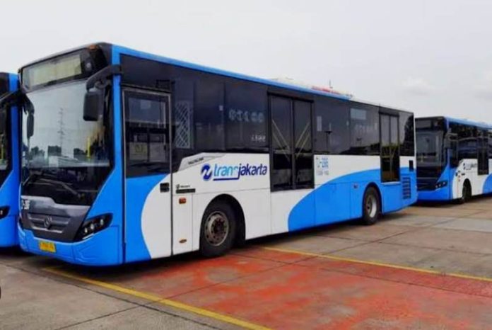 bus transjakarta_banadara Soetta_koranpelita.co