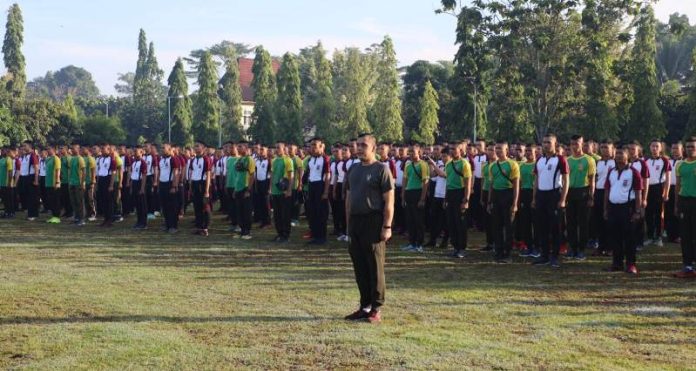 olahraga_bersama_TNI Polri_koranpelita.co