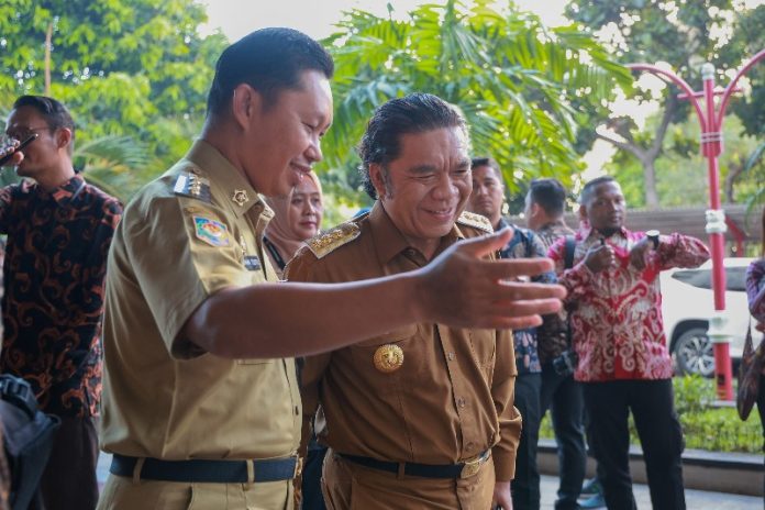rakor_kepala daerah_koranpelita.co