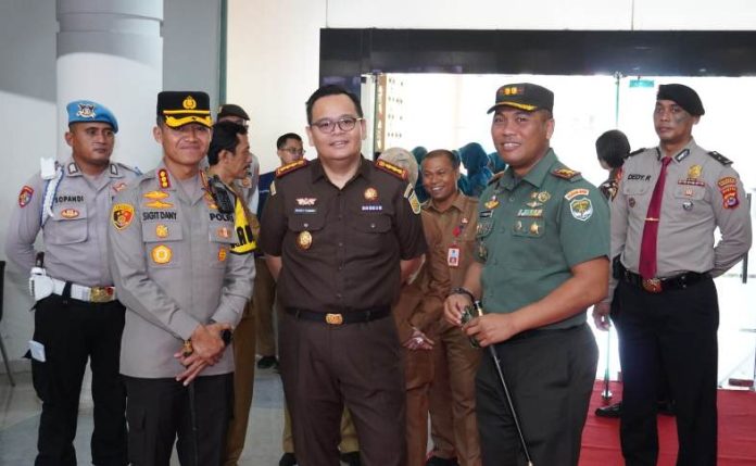sambut Tp PKK pusat_koranpelita.co