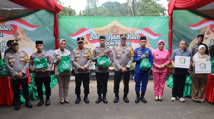 salurkan bantuan_koranpelita.co
