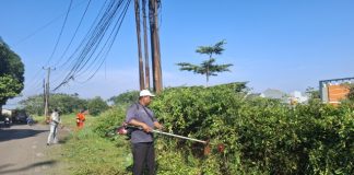 Kerja Bakti Desa Burangkeng