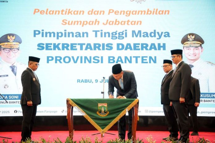 lantik sekda banten_koranpelita.co