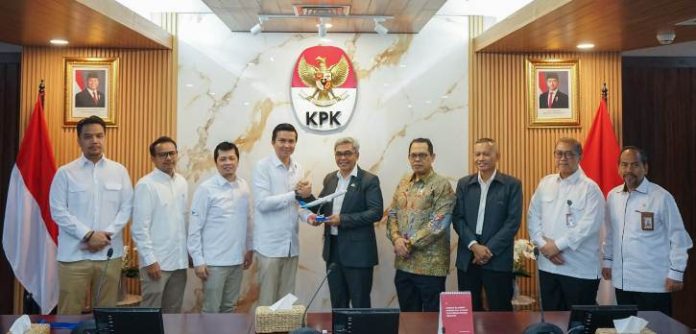 sambangi KPK_koranpelita.co