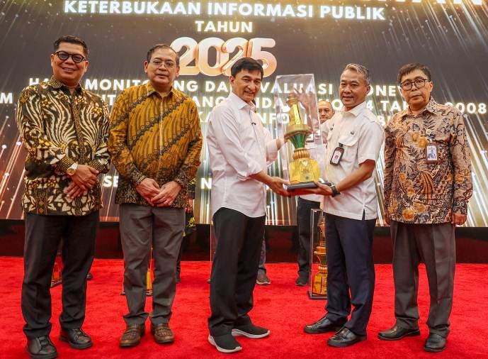 keterbukaan informasi_koranpelita.co