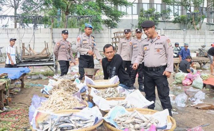 patroli jalan kaki_koranpelita.co