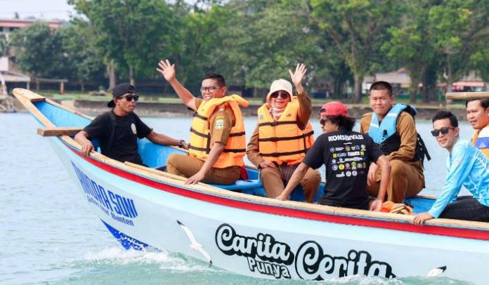 pantai carita_koranpelita.co