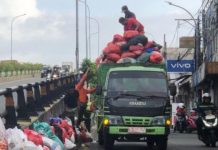 Pemkot Tangsel Angkut Sampah Jalanan Bertahap, Prioritaskan Titik Kritis