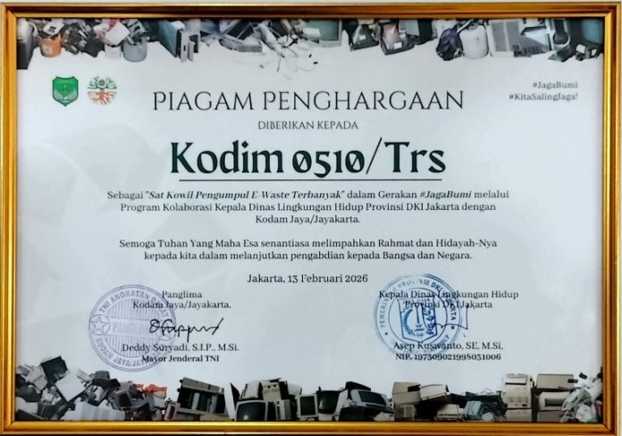 kodim 0510 terima penghargaan_koranpelita.co