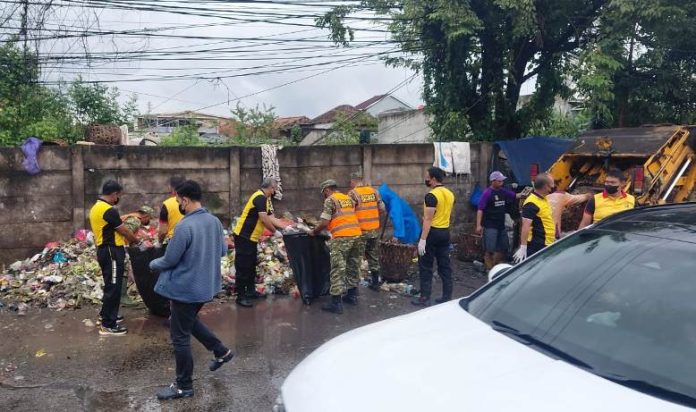 satgas sampah koramil curug_koranpelita.co