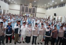 Pesan Wagub Sani Saat Lepas 444 JCH BTH 20, Sempurnakan Rukun Haji, Doakan Jambi dari Tanah Suci