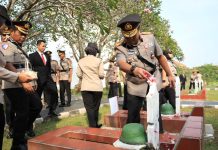 Wakapolda Banten Pimpin Ziarah di TMP Ciceri dalam Rangka Hari Bhayangkara ke-80