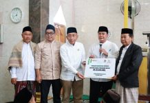 Bupati Tangerang Jumling Sambangi Warga Kadusirung Pagedangan