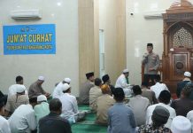 Lewat Jumat Keliling, Kapolres Metro Tangerang Kota Ajak Warga Cegah Tawuran