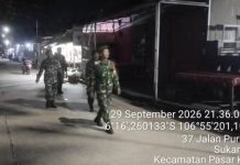 Koramil 11/Pasar Kemis Gelar Patroli Jalan Kaki dan Berkendara Maung