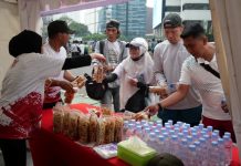 Stand UMKM Kodim 0510/Trs Diserbu Peserta Fun Walk dan Fun Run di Car Free Day Sambut HUT TNI ke-81