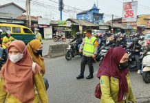 Kapolresta Tangerang Turun Langsung Atur Lalu Lintas di Kawasan Padat Cikupa