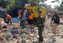 HUT ke-81 TNI , Satgas Sampah Kodim 0510/Trs Bersihkan Sampah